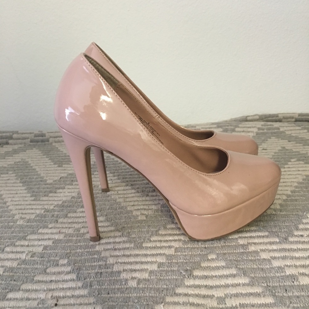 Patent Leather Nude Platform Pumps Size 9